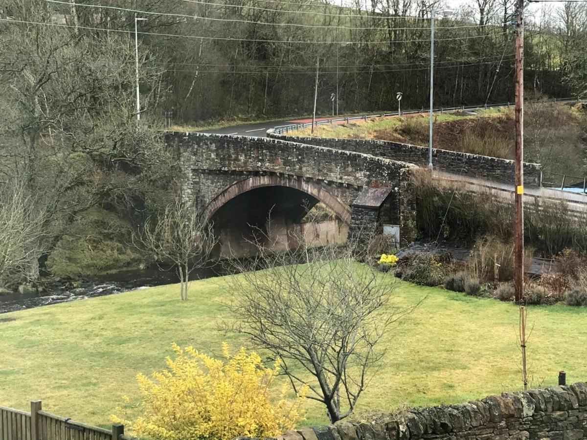 Horse And Hound Country Inn Bonchester Bridge Extérieur photo