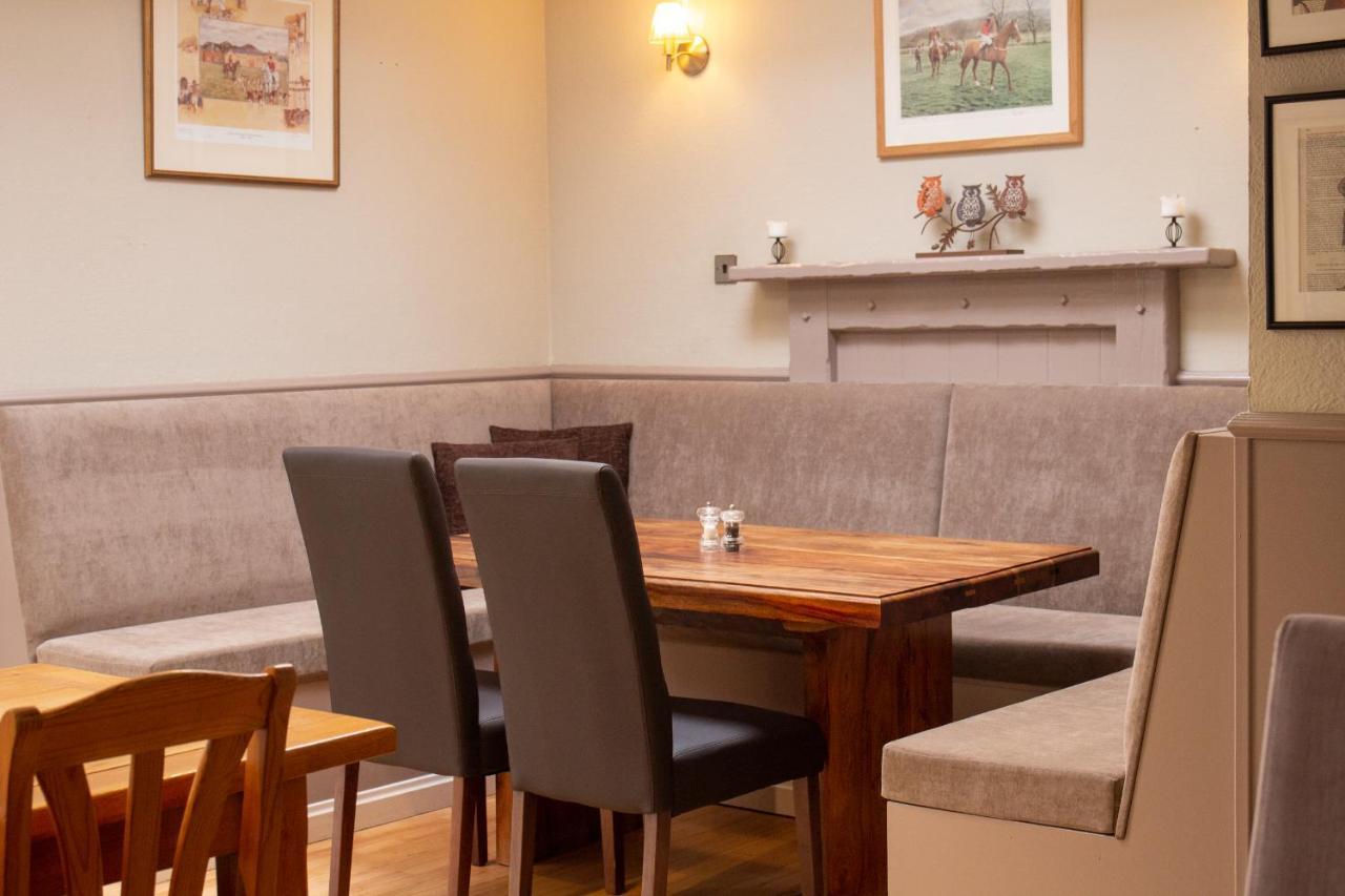 Horse And Hound Country Inn Bonchester Bridge Extérieur photo