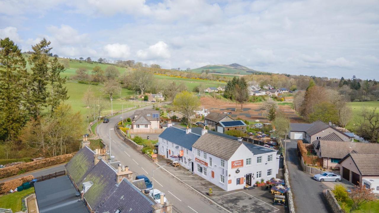Horse And Hound Country Inn Bonchester Bridge Extérieur photo