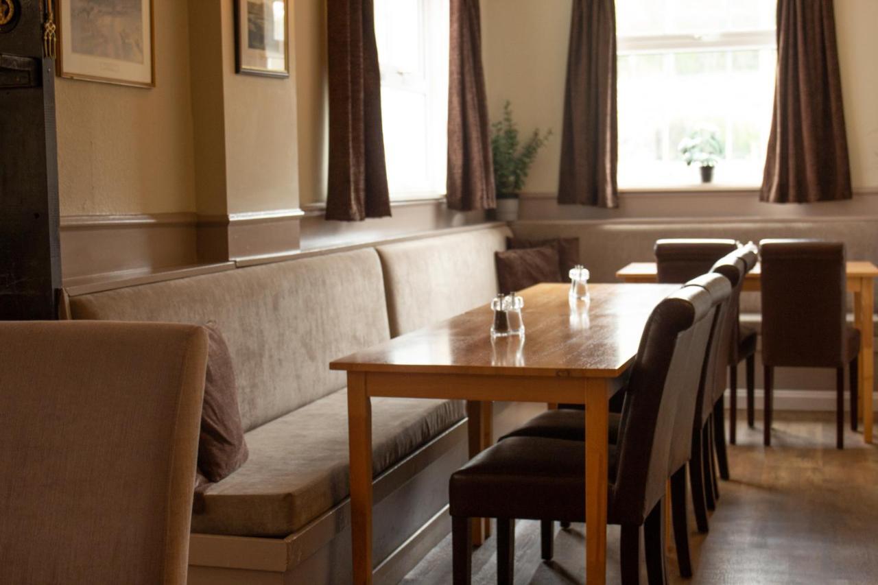Horse And Hound Country Inn Bonchester Bridge Extérieur photo