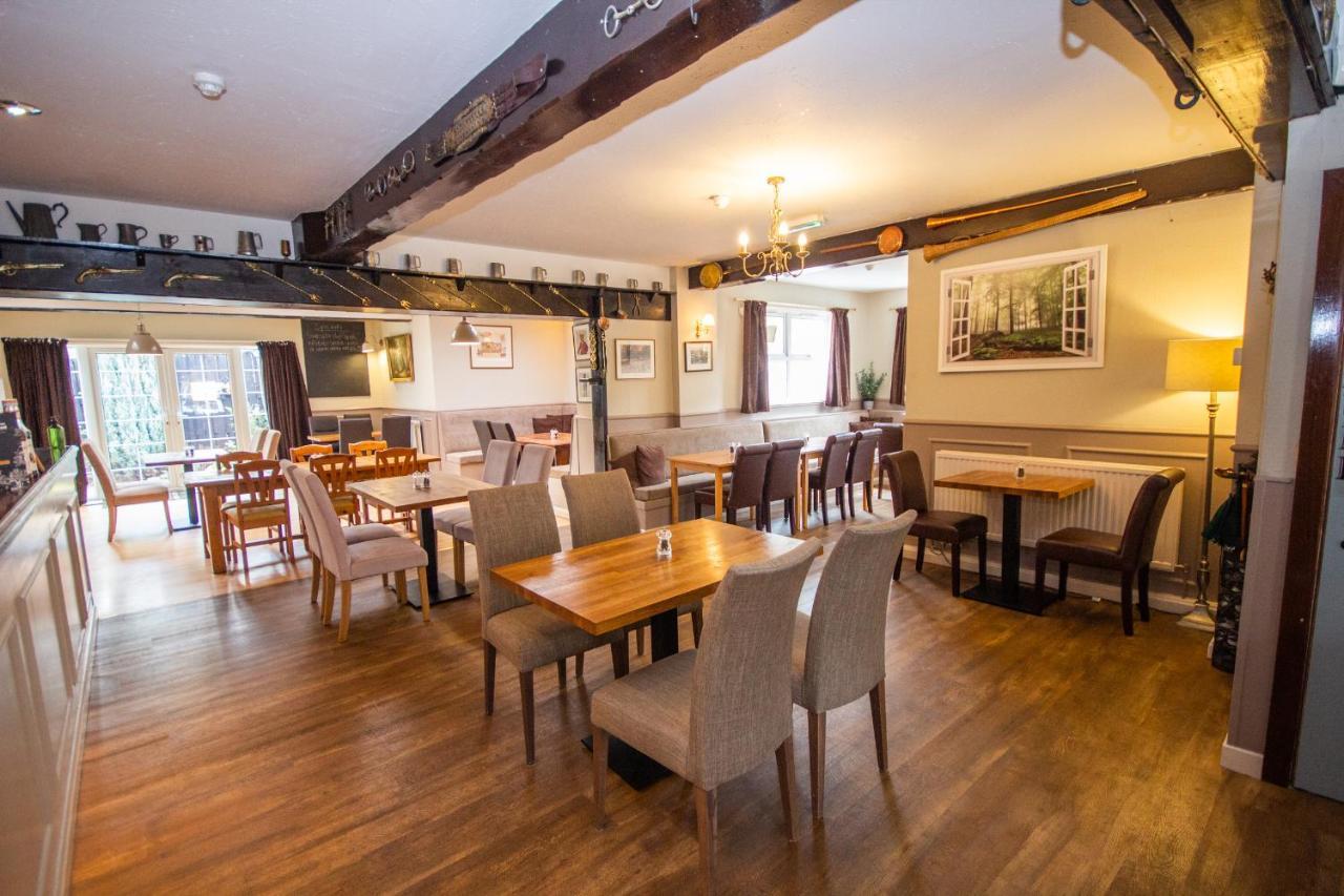 Horse And Hound Country Inn Bonchester Bridge Extérieur photo